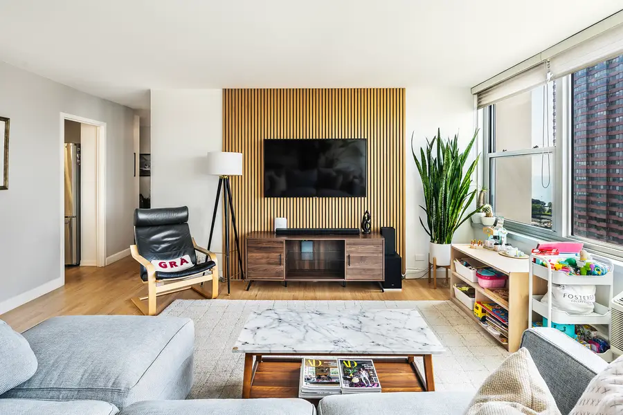 336 W Wellington Avenue #2501, Chicago, IL 60657 - #3