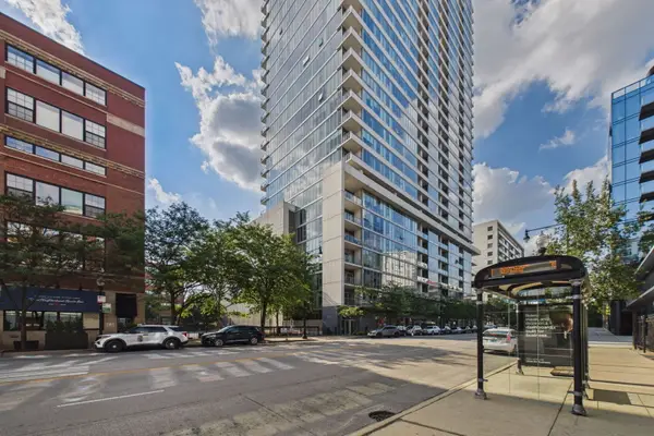 1720 S Michigan Avenue #704, Chicago, IL 60616