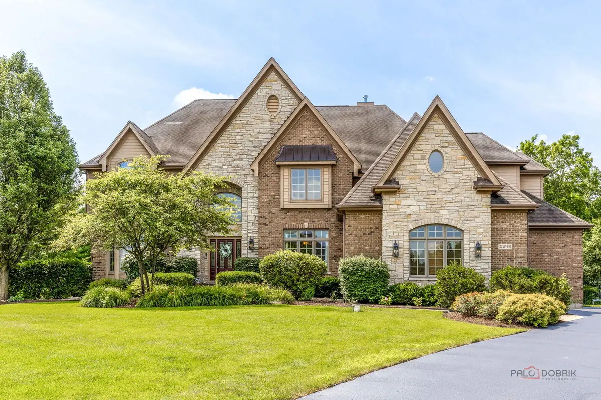 37W209 Deer Pond Court, Saint Charles, IL 60175 - #1