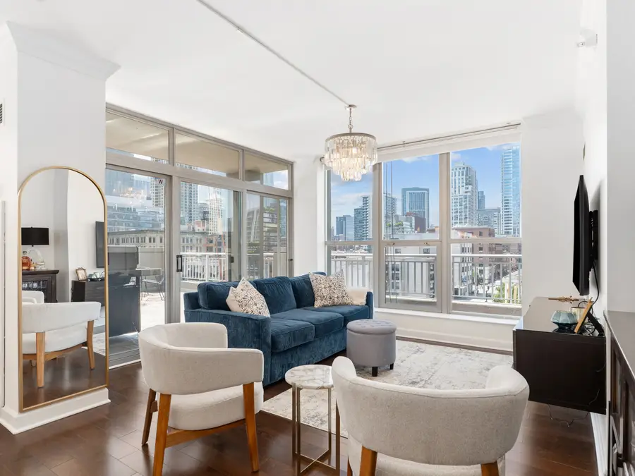 600 N Dearborn Street #602, Chicago, IL 60654 - #2