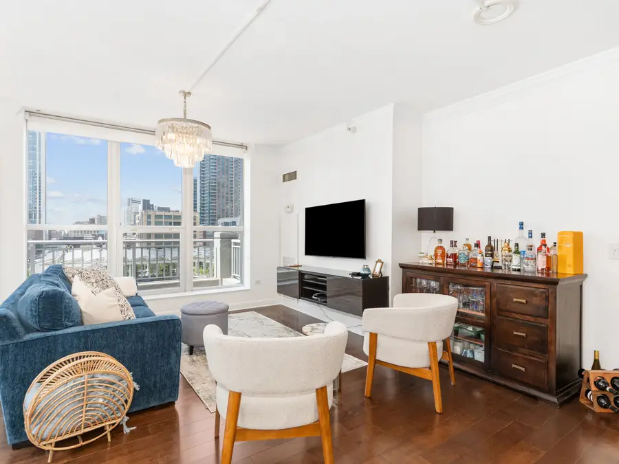 600 N Dearborn Street #602, Chicago, IL 60654 - #3