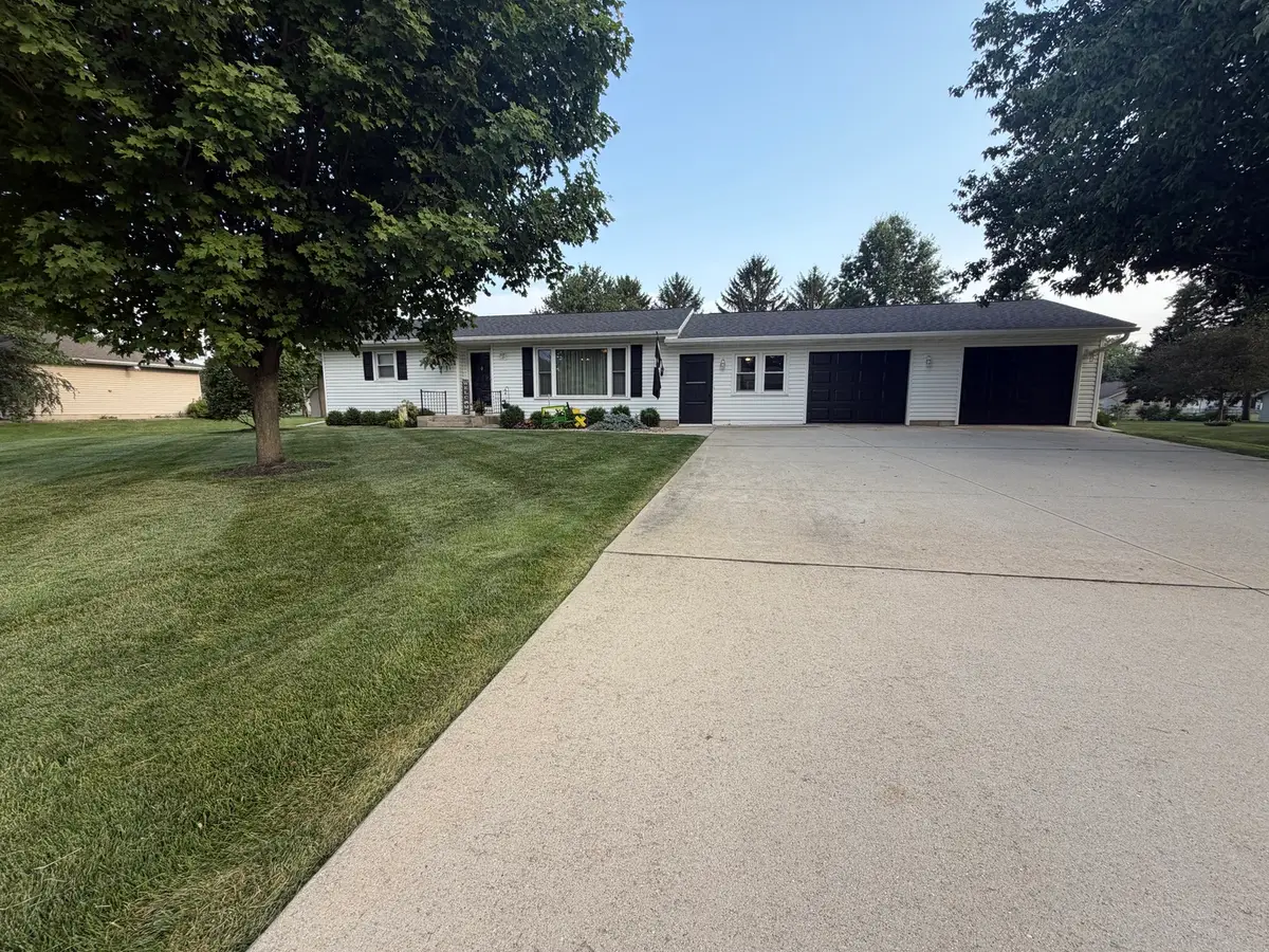 28121 Woodside Drive, Rock Falls, IL 61071 - #1
