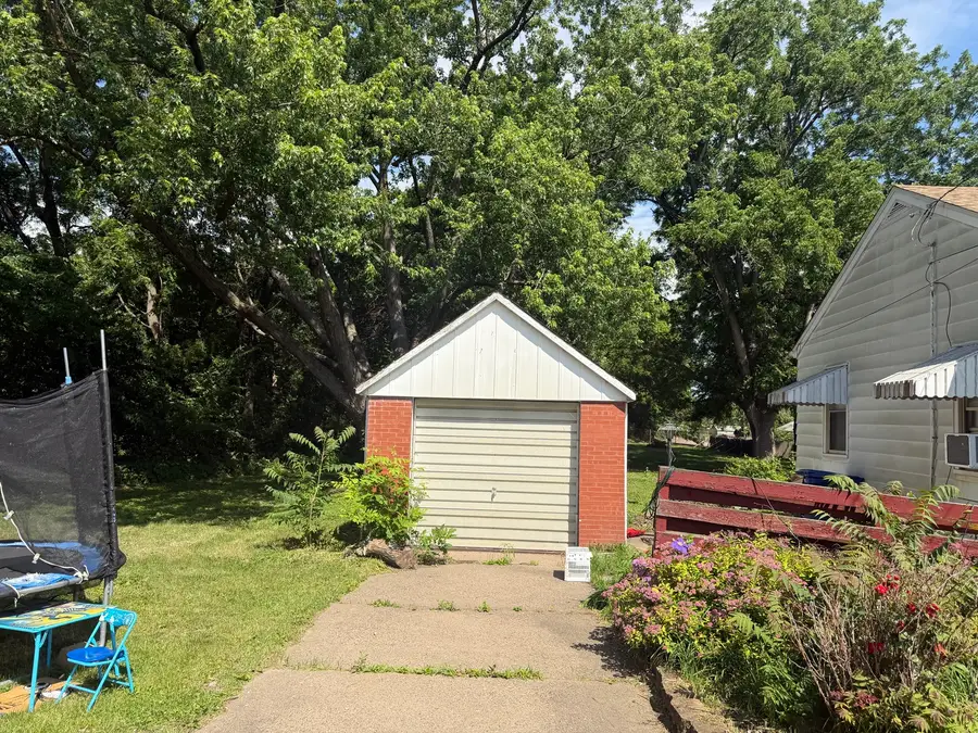 2172 Frisco Drive, Davenport, IA 52804 - #2