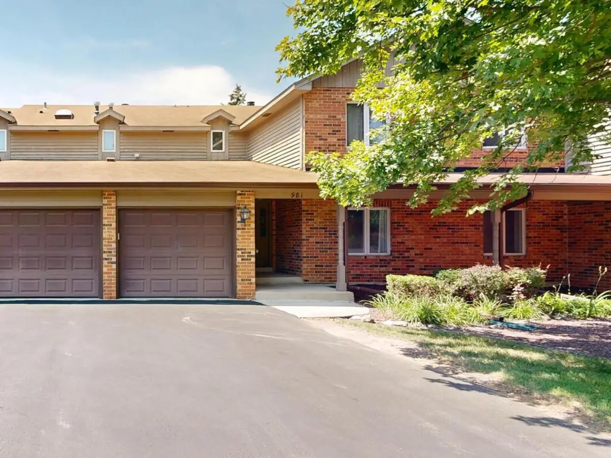 981 West Court #A, Naperville, IL 60563 - #1