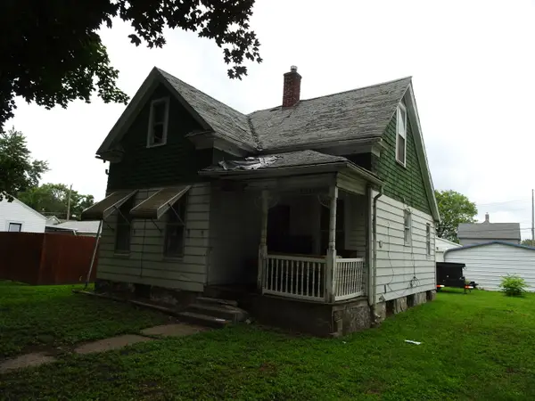 413 S Dittmer Street, Davenport, IA 52802