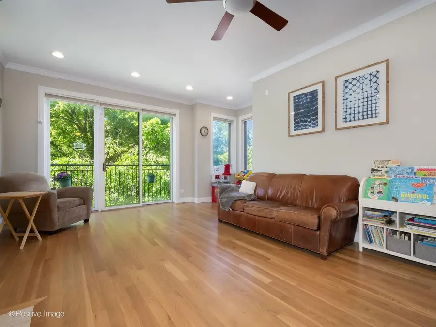 2431 W Walton Street #2, Chicago, IL 60622 - #3
