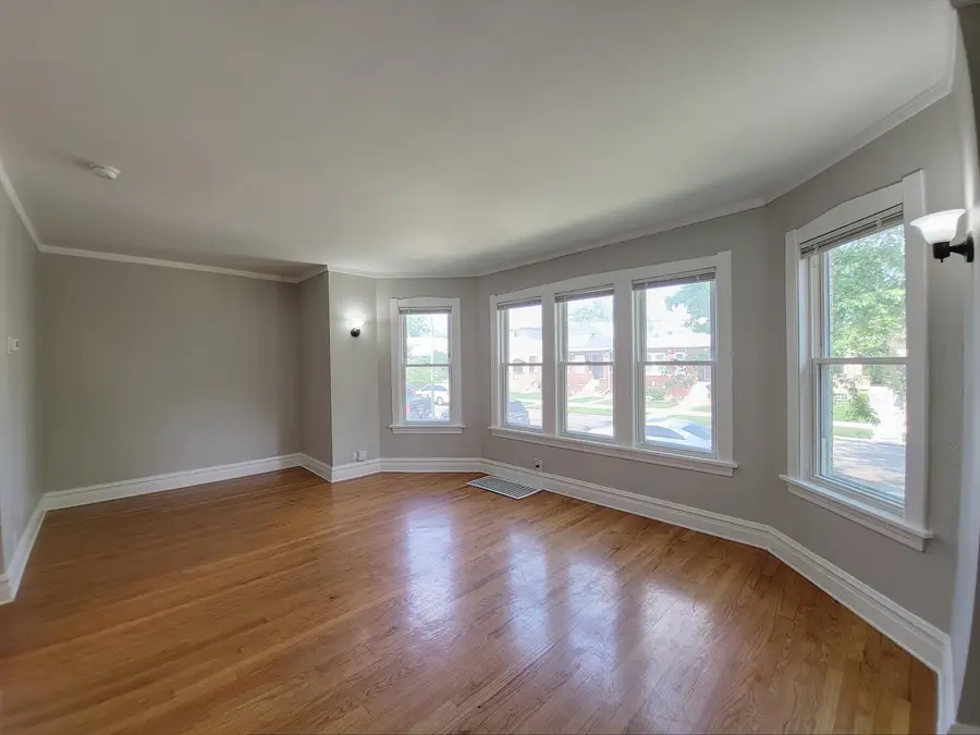 3042 N Lowell Avenue, Chicago, IL 60641 - #3