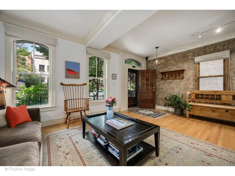 2231 N Magnolia Avenue, Chicago, IL 60614 - #2