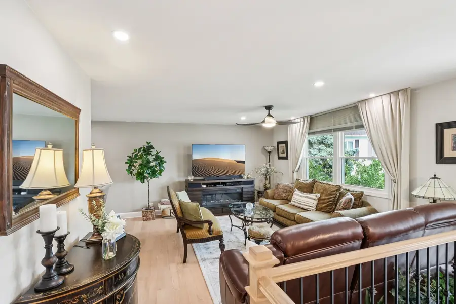 1350 Rock Cove Court, Hoffman Estates, IL 60192 - #2