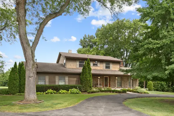 1150 Anne Court, Sleepy Hollow, IL 60118