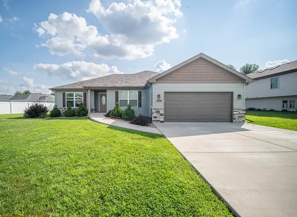 1908 Willow Brook Drive, Bourbonnais, IL 60914