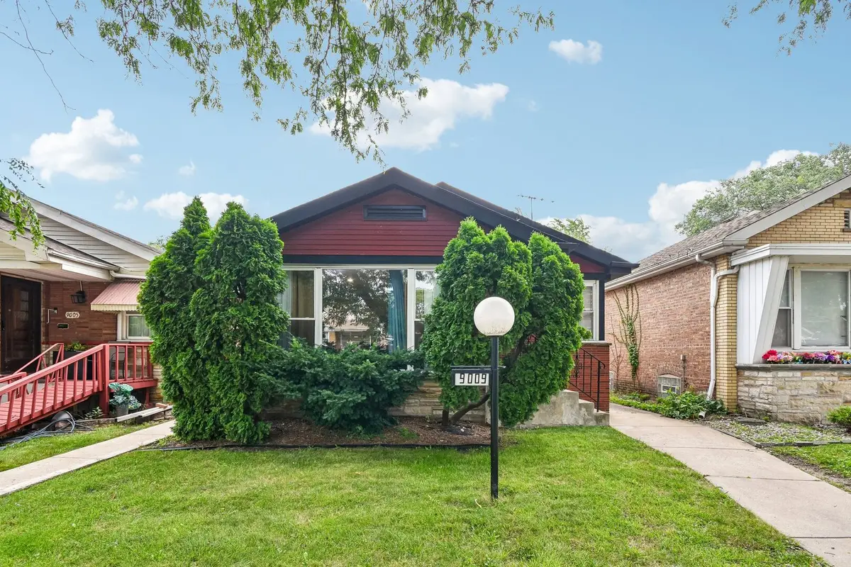9009 S Dante Avenue, Chicago, IL 60619 - #1