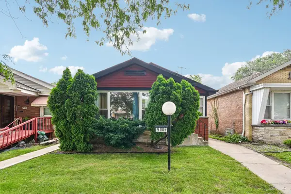 9009 S Dante Avenue, Chicago, IL 60619