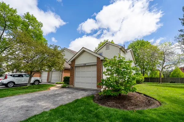 514 E Windgate Court #D, Arlington Heights, IL 60005