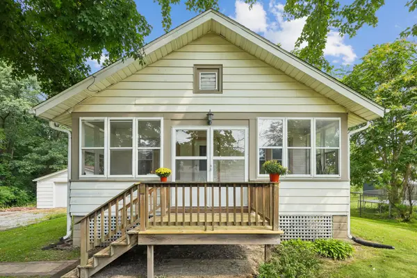 315 7th Avenue, Silvis, IL 61282