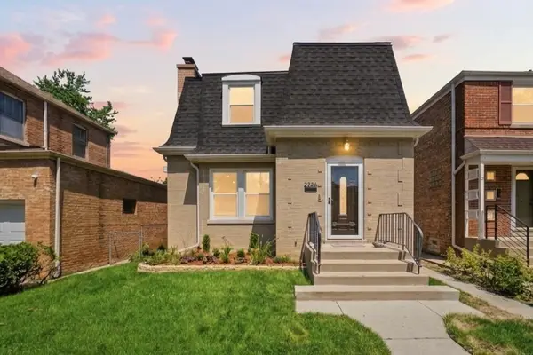 2724 W Jerome Street, Chicago, IL 60645