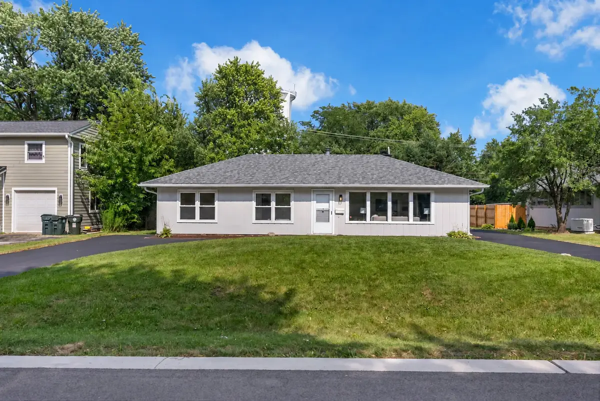 727 Skyline Drive, Barrington, IL 60010 - #1