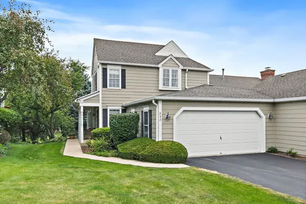 232 Sedgewick Circle, St. Charles, IL 60174