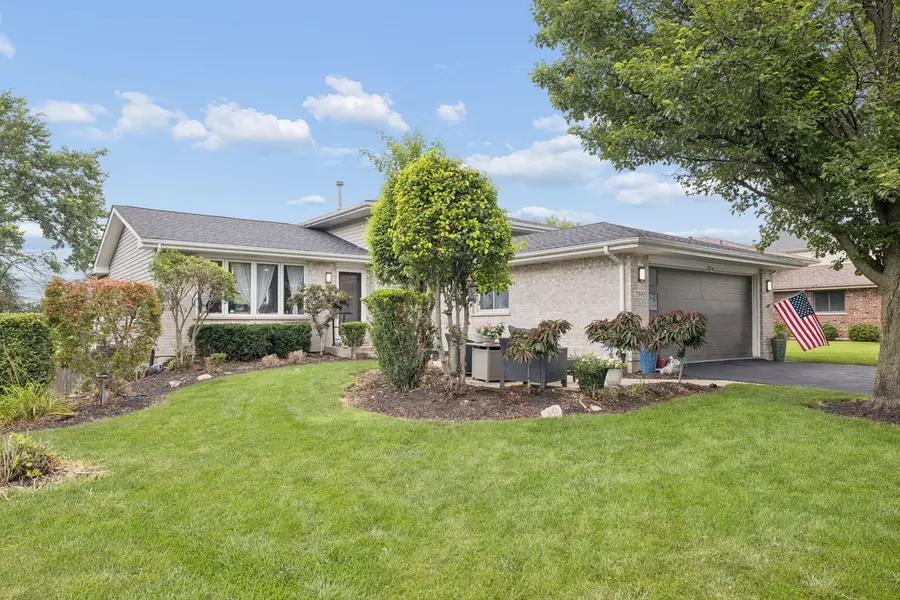 2905 Carol Drive, Joliet, IL 60432 - #3