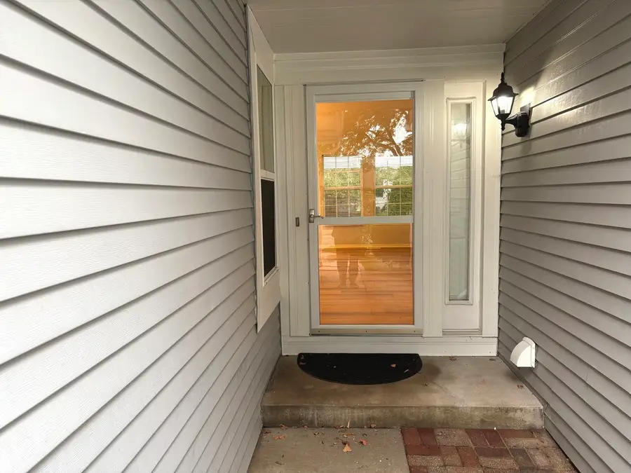 515 E Lyon Drive E #515, Buffalo Grove, IL 60089 - #2