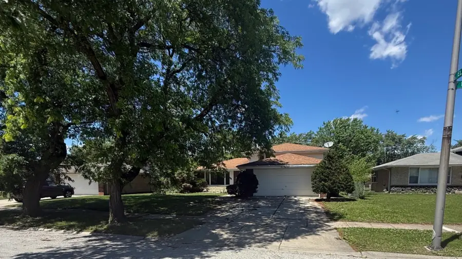 942 E 168th Street, South Holland, IL 60473 - #2