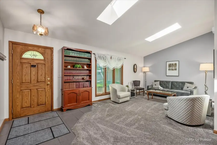 152 Jacquelyn Drive, Bensenville, IL 60106 - #3