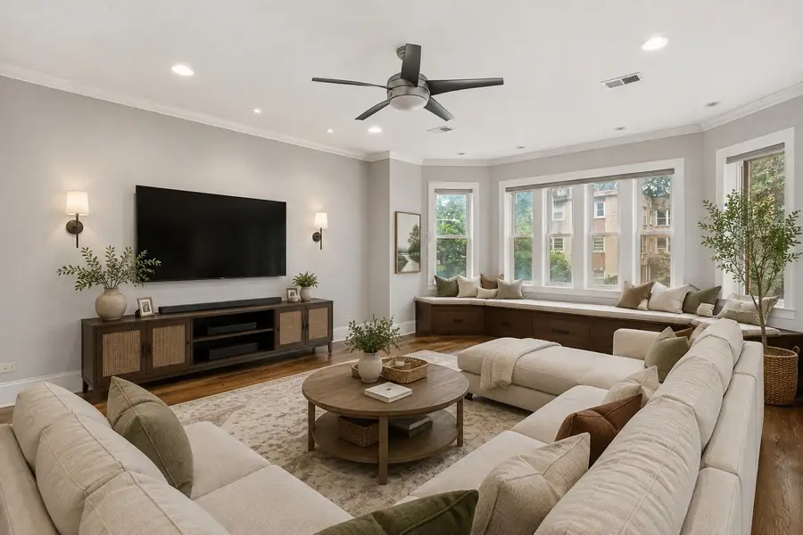 6230 N Mozart Street #1N, Chicago, IL 60659 - #2