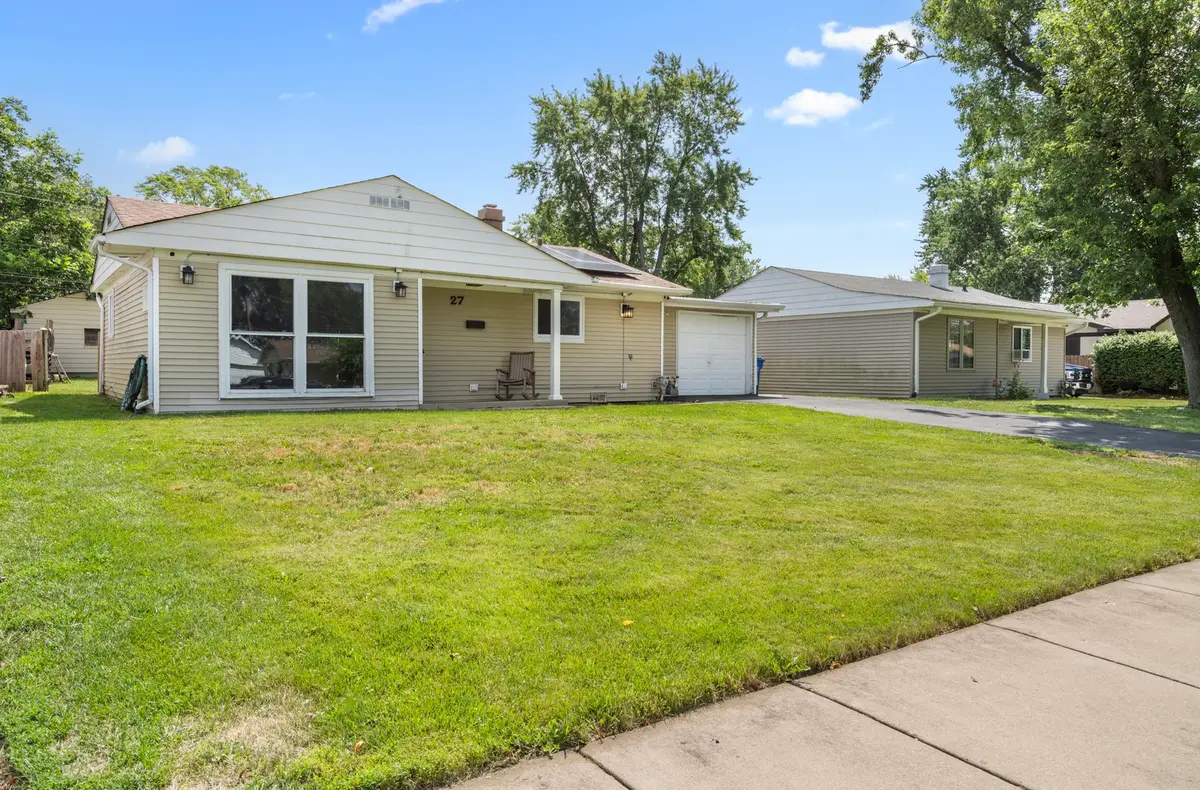 27 Cardinal Lane, Carpentersville, IL 60110 - #1