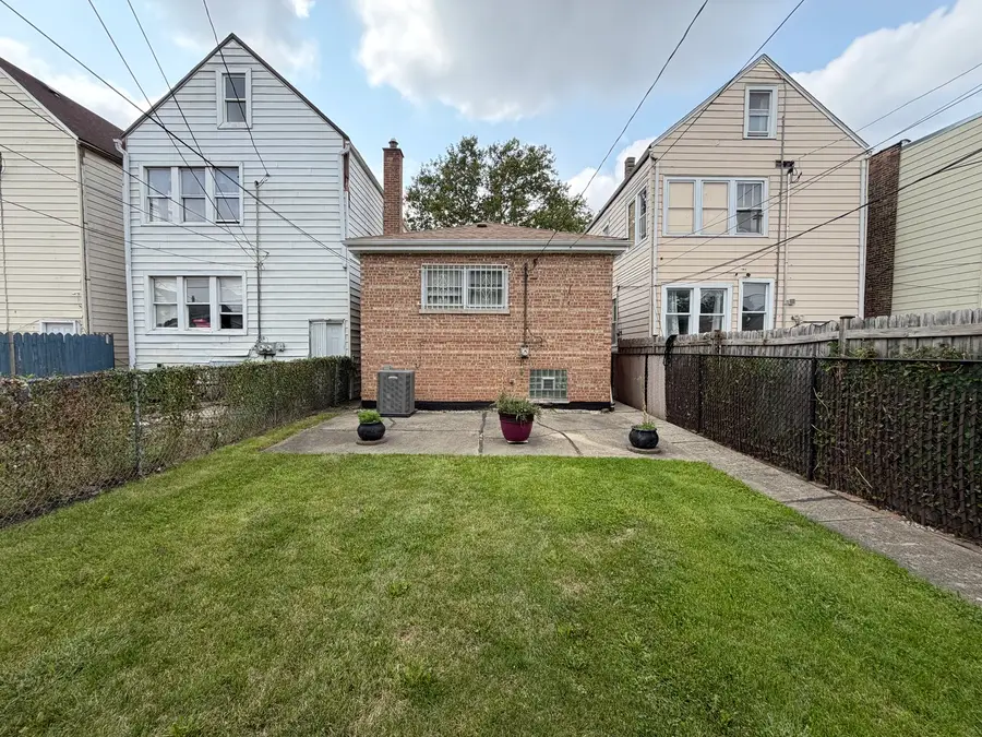 5347 S Maplewood Avenue, Chicago, IL 60632 - #3