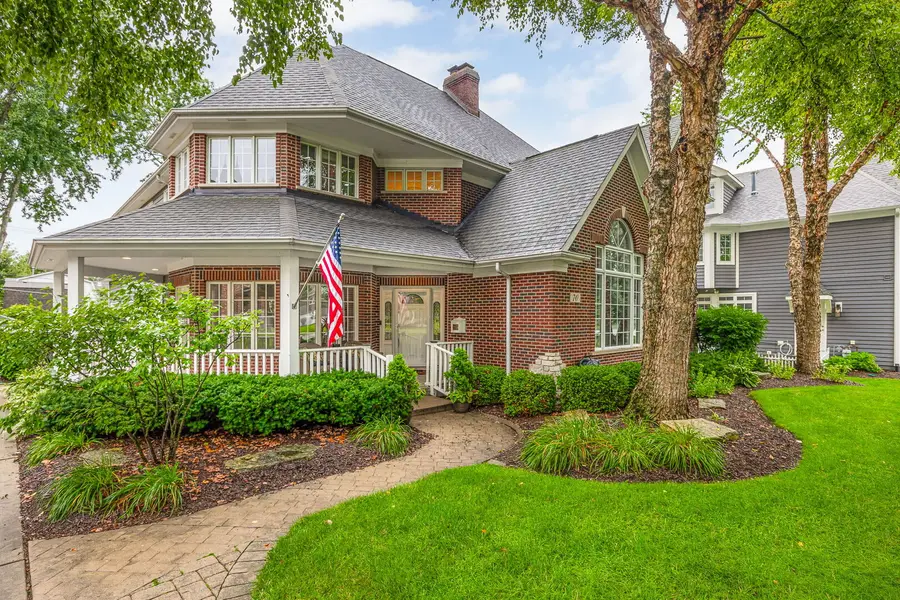 70 S Parkway Drive, Naperville, IL 60540 - #2