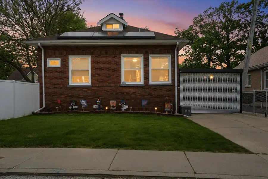 1615 W Beverly Glen Parkway, Chicago, IL 60643 - #2