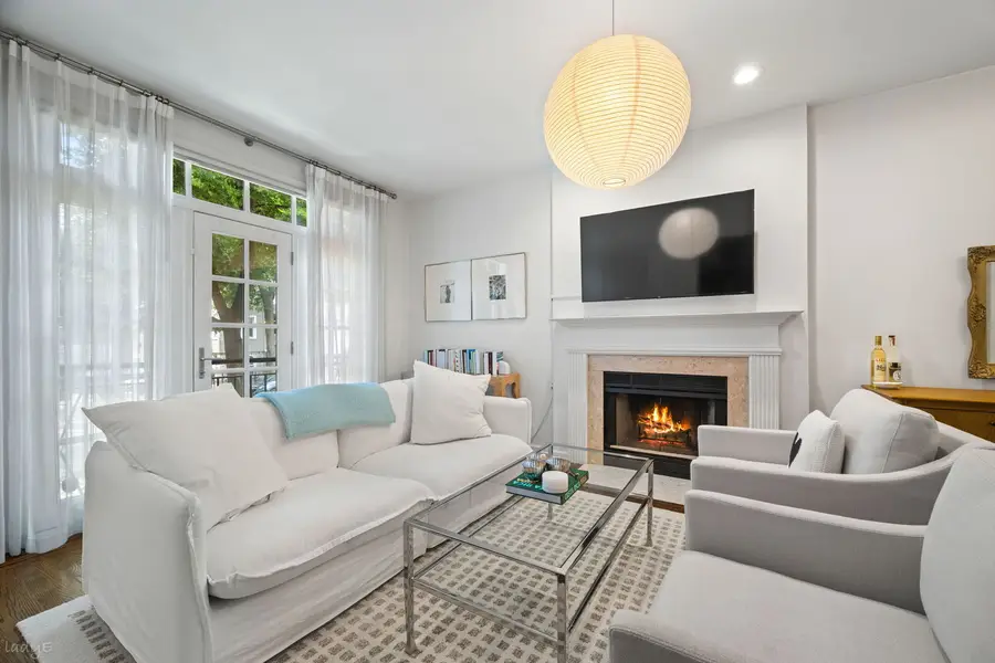 Address Withheld By Seller, Chicago, IL 60614 - #2