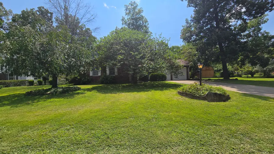 603 Country Club Lane, Carterville, IL 62918 - #2