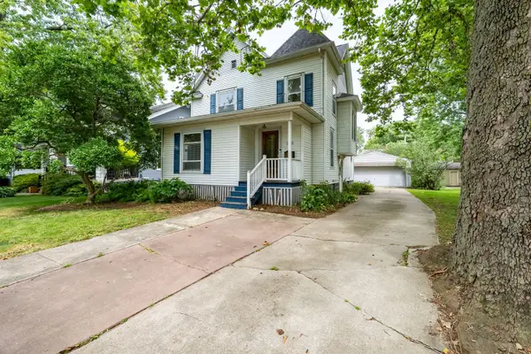 908 S Fell Avenue, Normal, IL 61761