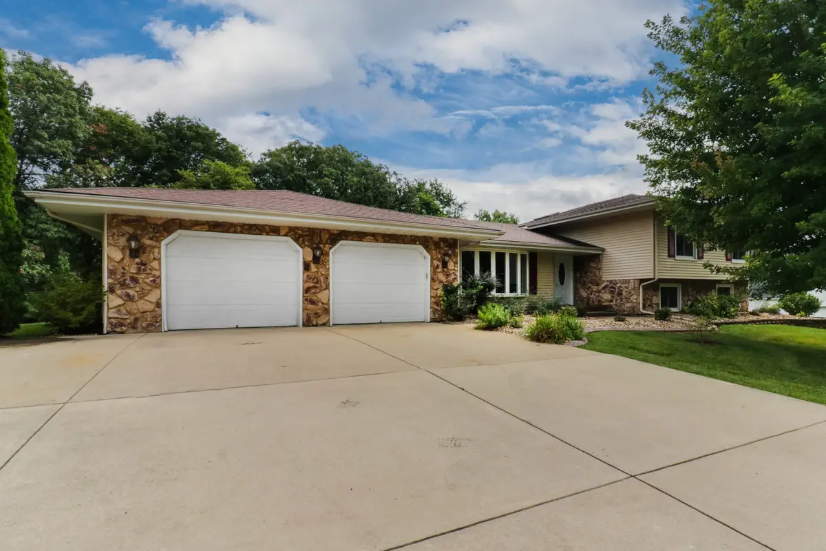 19356 Nottingham Drive, Bloomington, IL 61705 - #1