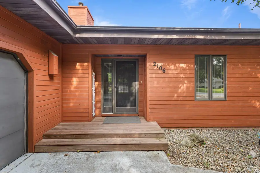 2106 Hagan Boulevard, Urbana, IL 61801 - #2
