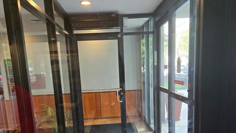 6030 N Sheridan Road #1104, Chicago, IL 60660 - #2