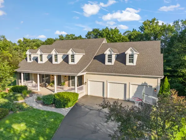 750 Fox Run Drive, Geneva, IL 60134