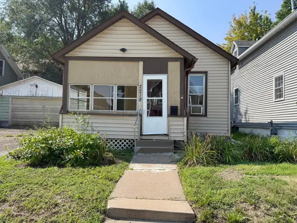 2218 6th Avenue, Rock Island, IL 61201
