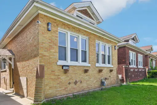 7930 S Kenwood Avenue, Chicago, IL 60619