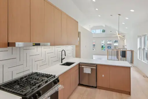 7930 S Kenwood Avenue, Chicago, IL 60619 - #3