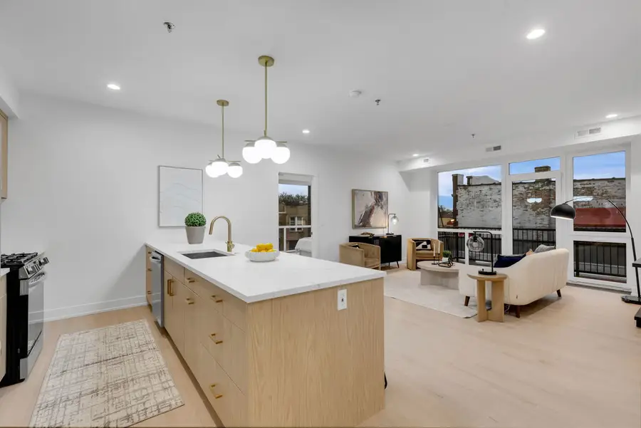 3204 N Kostner Avenue #505, Chicago, IL 60641 - #2