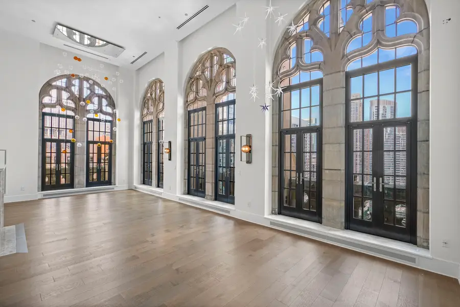 435 N Michigan Avenue #2004, Chicago, IL 60611 - #2
