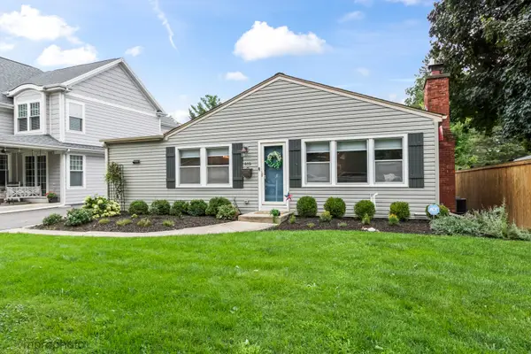 615 N Hickory Avenue, Arlington Heights, IL 60004