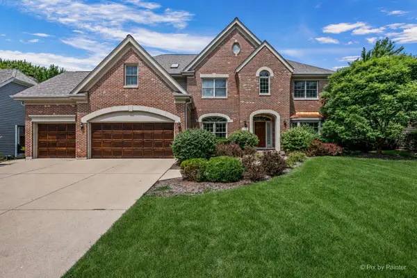 1105 Thoroughbred Circle, St. Charles, IL 60174