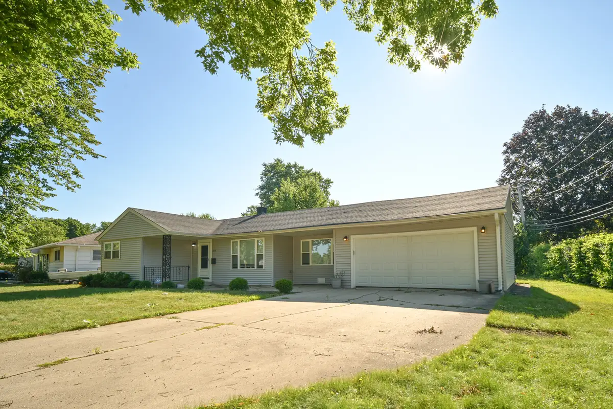 2703 Cardinal Drive, Rolling Meadows, IL 60008 - #1