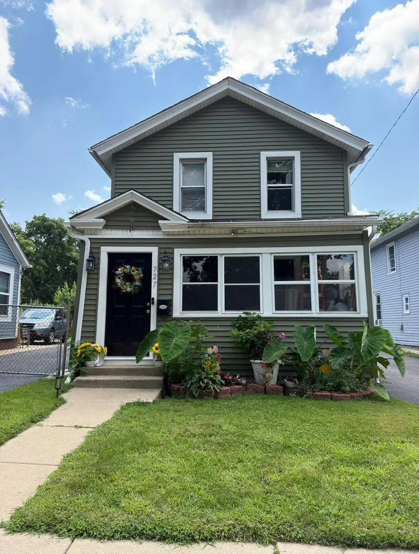 727 Superior Street, Aurora, IL 60505 - #1