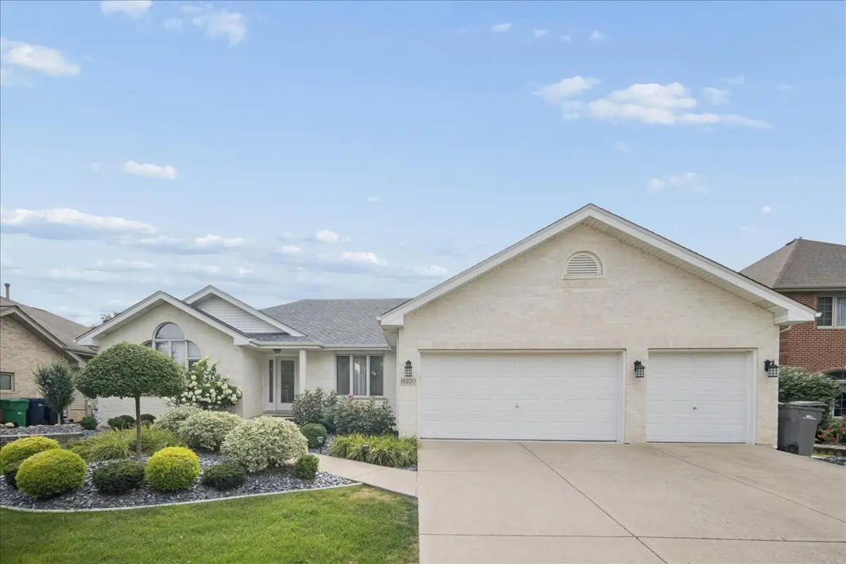 18220 Hidden Valley Cove, Orland Park, IL 60467 - #1