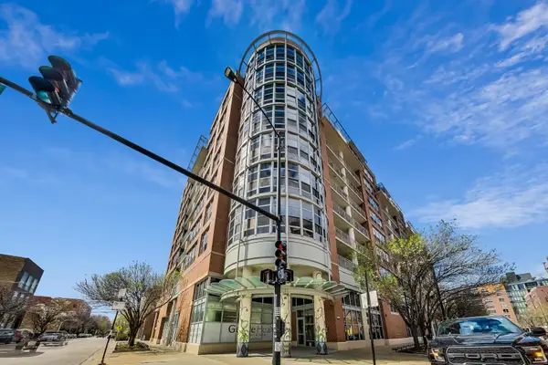 1200 W Monroe Street #502, Chicago, IL 60607