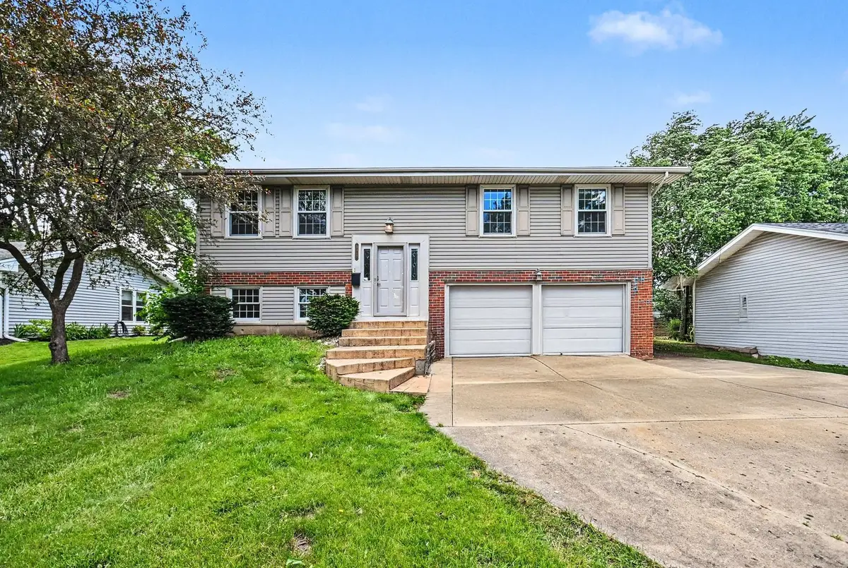 1312 W Oakmont Road, Hoffman Estates, IL 60169 - #1